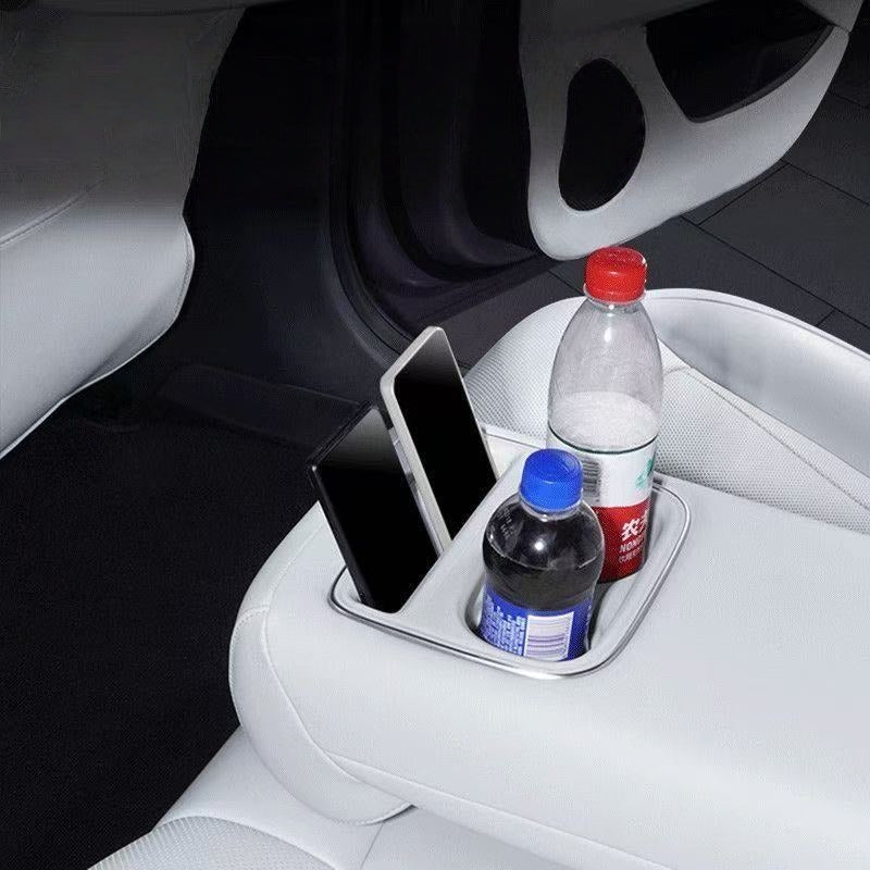 Xpeng P7+ Rear Drain Cup Holder