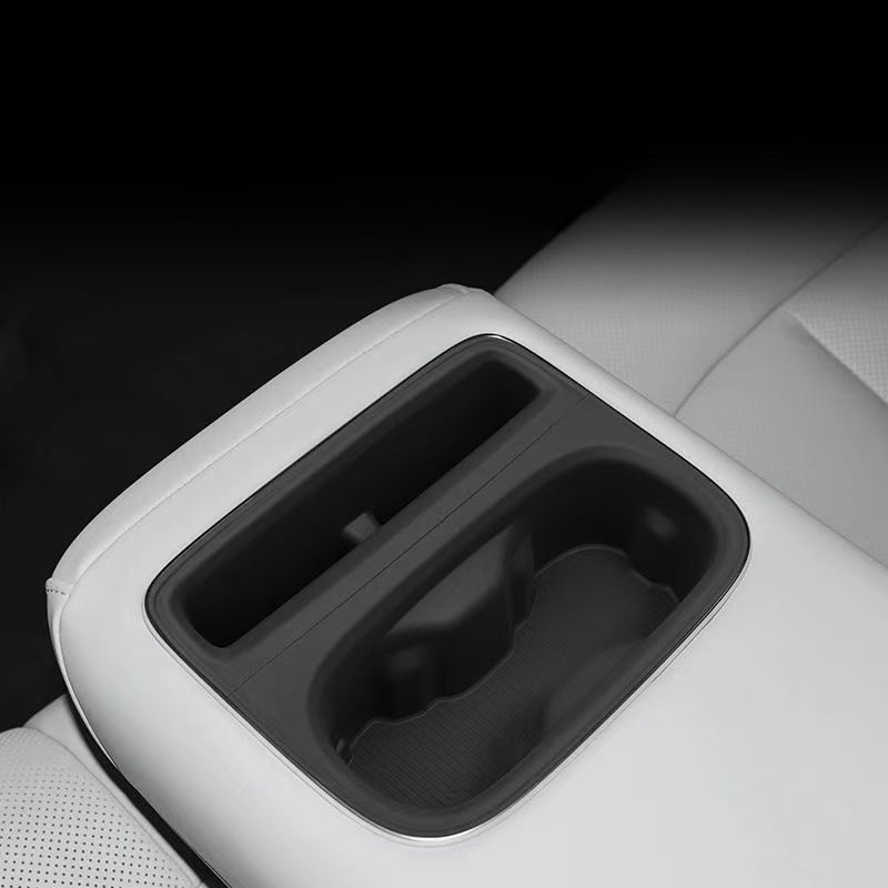 Xpeng P7+ Rear Drain Cup Holder